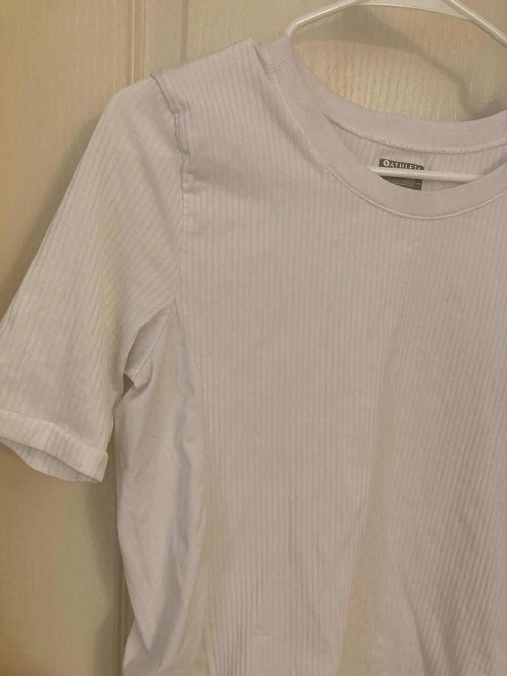 Classic Ribbed White Short-Sleeve Tee - Picture 3 of 9